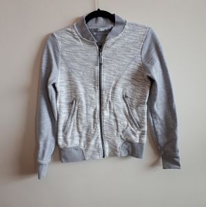 Altheta jacket